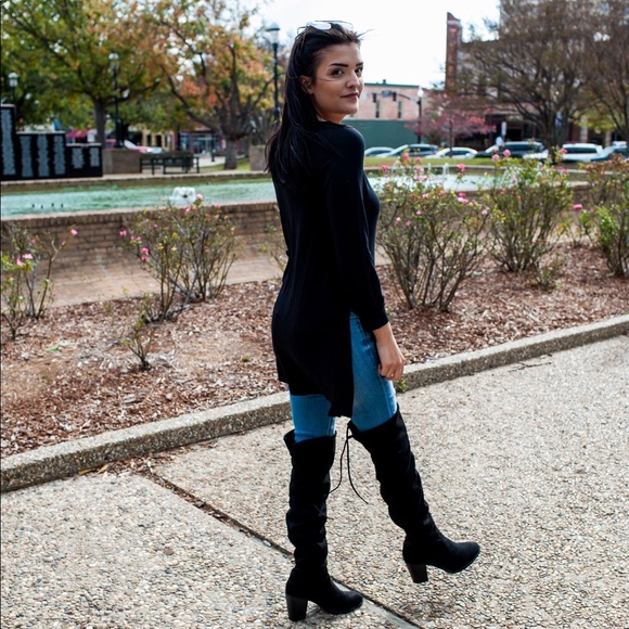 Long Sleeve Criss Cross Top - Picture 3 of 5